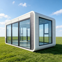 Cabane en conteneur préfabriquée moderne, maison capsule en verre trempé, structure métallique, écologique, durable, villa de glamping en plein air