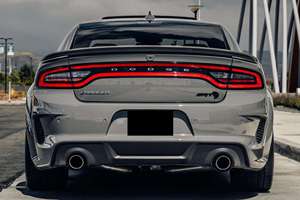 รถซีดาน SRT Hemi V8 ปี 2024 ขายดี พวงมาลัยซ้าย มาตรฐานยูโร 4 ขนาด 6.1-8 ลิตร เกียร์อัตโนมัติ เบาะหนัง หลังคาซันรูฟแบบพาโนรามาสีเข้ม ระยะทางวิ่ง 1-25 พันไมล์ - Product Image 6