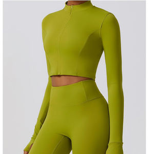 Ensemble de vêtements de yoga à la mode européenne et américaine, vente en gros d'usine, ensemble de yoga sans couture personnalisé avec logo pour femmes, vêtements de fitness pour femmes - Product Image 4