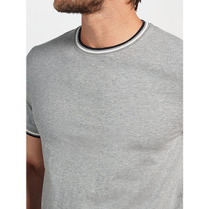 Camiseta de verano de nuevo diseño para hombre, camiseta Original de algodón sostenible suave con cuello redondo, camiseta informal de manga corta de Color sólido - Product Image 4