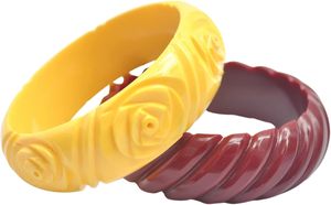 Nouveaux bracelets élégants avec de riches motifs sculptés, design indien très tendance, bracelets en résine, bracelets en plastique à prix avantageux pour femme - Product Image 4