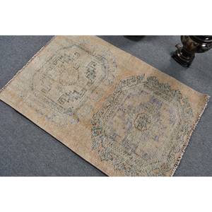 พรมขนแกะสีเบจ2.7 x 3.9ft ผ้าขนแกะทำด้วยมือเป็นมิตรต่อสิ่งแวดล้อมดีไซน์แบบเย็บปะติดปะต่อกันขนาดกลางทำจากยางรองทรงสี่เหลี่ยมผืนผ้า - Product Image 4