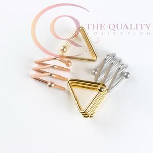 Anneaux de serviette décoratifs en métal de designer pour la mise en table – Décoration de table haut de gamme en stock pour mariages et fêtes - Product Image 3