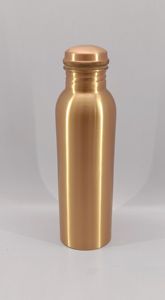 Bouteille d'eau en cuivre pur design chic aspect diamant et bouteille d'eau en cuivre moderne finie personnalisée à bas prix - Product Image 4