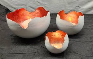 Soporte votivo estilo farol navideño S/3 de Metal hecho a mano, revestimiento en polvo negro/blanco, tarro de vela de tendencia, decoración del hogar - Product Image 2