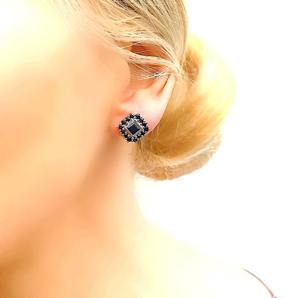 Pendientes de tuerca hechos a mano zafiro piedra preciosa Stud pendiente joyería 925 plata esterlina joyería fina regalo para Navidad con sello 925 - Product Image 3