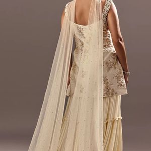 Juego de Georgette Kurta Sharara bordado OffWhite con trabajo de lentejuelas y Dupatta para ropa festiva de fiesta de boda - Product Image 5
