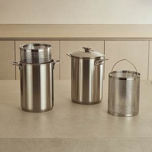 Olla para Pasta de Doble Asa de Acero Inoxidable 316Ti Kuja con Vaporera, Compatible con Inducción y Gas - Product Image 1
