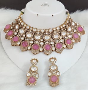 Ensemble de collier Rani Haar en pierre Polki et Doublet en laiton pour femmes, parfait pour les mariages, les tenues de soirée, bijoux de luxe de qualité supérieure - Product Image 4