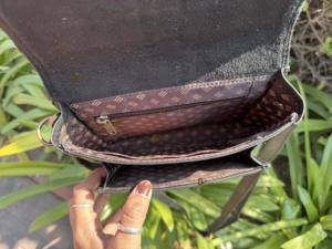 Nueva llegada bolso de mano de piel de vaca cuero Sling Bag Gypsy Boho Vintage hecho a mano estampado de leopardo occidental correa ajustable ligera - Product Image 6