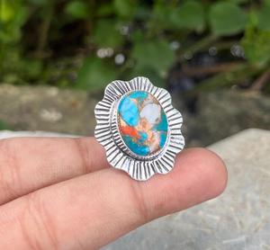 Anillo de turquesa de ostra espinosa, piedra preciosa ovalada hecha a mano en plata de ley 925, tamaño personalizado, anillo de piedra natal bohemio de diciembre - Product Image 1