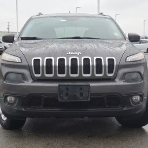 Jeep Cherokee Limited d'occasion 2014, bon marché et très propre - Product Image 1