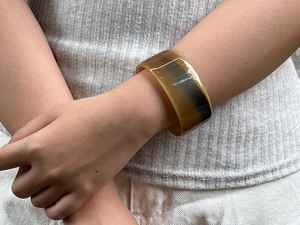 Brazalete Curvo de Cuerno de Búfalo Hecho a Mano para Mujer y Hombre, Brazalete de Cuerno con el Mejor Diseño, Joyería de Moda Hecha a Mano - Product Image 5