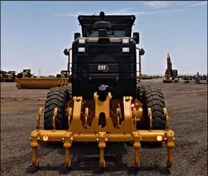 Venta Especial: Motoniveladora CAT 140K Usada, Maquinaria con Motor Yanmar, Bomba, Caja de Cambios, PLC, Alta Eficiencia, 2 Años de Garantía - Product Image 2