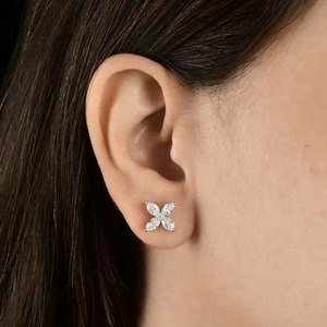 Pendiente de diamante cultivado en laboratorio Marquise Stud de alta calidad Gemver Diamante sintético de oro de 18K directo de la India - Product Image 4