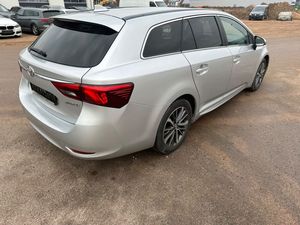 2017 Usado para Toyota Avensis con asientos de cuero Dirección izquierda-¡Opción barata! - Product Image 6