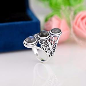 Bague de fiançailles de style bohème classique en argent sterling 925 avec pierre précieuse labradorite, faite à la main, cadeau de mariage ou de fête - Product Image 5