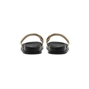 Pour les tongs en daim Valentino Resort - Product Image 3