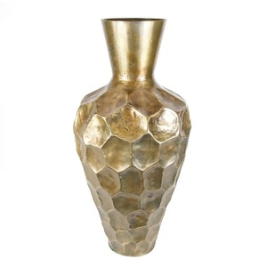 best quality Indoor And Outdoor Aluminum <b>Vase</b> Premium Quality Customized Shape And Size Flower Pots At Best Price - Product Image 5