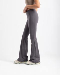 Custom Wholesale Women Seamless Yoga Leggings Scrunch Butt Low Waist Breathable Gym Fitness Workout Pants - Product Image 4