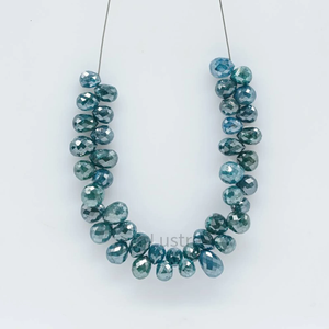 Cuentas de Diamante Azul Modelo Lustre 1006, Corte Briolette, 3-4 mm, 50 Quilates, 16 Pulgadas, Facetadas en Forma de Lágrima para la Elaboración de Joyas - Product Image 1