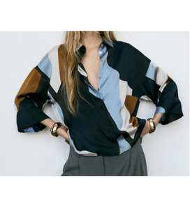 เสื้อเชิ้ตผู้หญิงพิมพ์ลายสีน้ำเงินดำลำลองสำหรับใส่ในชีวิตประจำวัน - Product Image 4