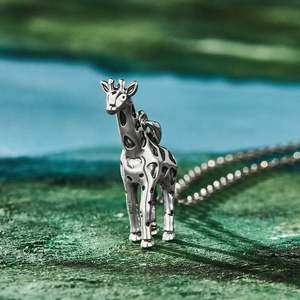 Jeulia Sterling Silver African <b>Giraffe</b> <b>Necklace</b> with Rose Gold Zircon Diamond & Pearl - Product Image 6