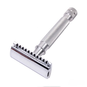 Rasoir de sécurité professionnel en acier inoxydable pour hommes avec couleurs personnalisées et lames à double tranchant avec logo pour le toilettage - Product Image 1