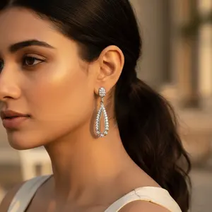 Boucles d'oreilles en argent 925 avec zircone cubique en forme de larme pour femmes, bijoux élégants en cristal - Product Image 1