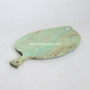 Plaque de bois sculptée en bois de couleur verte Plateau de service Ustensiles de cuisine pour servir des repas ou des collations - Product Image 3