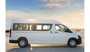 เป็น2022ที่ใช้ Yota HIACE Van - Product Image 4