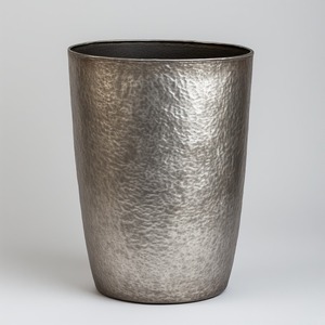 ที่ปลูกต้นไม้โลหะมันวาวแบบชนบทสร้างขึ้นอย่างสมบูรณ์แบบสำหรับการตกแต่งสวนในร่มและกลางแจ้งที่มีสไตล์ตามฤดูกาล - Product Image 4