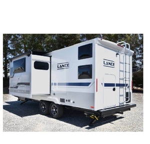 Camioneta Camper en Venta, Autocaravana 4x4 con Interior Confortable, Área para Dormir, Cocina y Espacio para Acampar al Aire Libre - Product Image 3