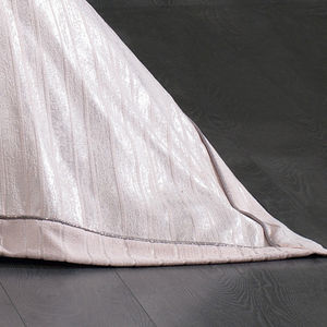 Juego de Cubrecama Guzide Classic de 4 Piezas, Tejido de Chenilla 100% con Rayas Teñidas, Color Salmón, Antiácaros, Antidesgarros, Lavable, Tamaño King - Product Image 5