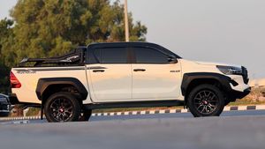 TOPSSS 2022 4x4 Toyot-a Double Cab Hilux Pickup 4x4 Hilux 2018 2019 2020 2021 à vendre/utilisé 2022 à Yota - Product Image 4