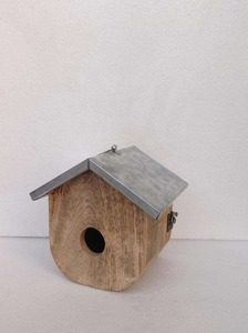 Pajarera de metal galvanizado y madera - Product Image 2