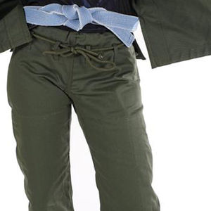 Traje de Karate para Hombre Diseñado para Entrenamiento de Artes Marciales, Prácticas de Dojo, Clases y Desarrollo de Habilidades - Product Image 5