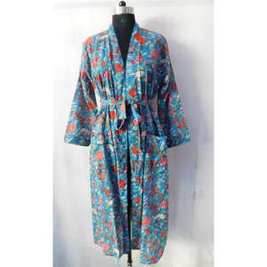 Peignoir de style kimono en coton pour femmes Vêtements de nuit confortables pour les événements de mariée à la plage d'été et la détente à la maison - Product Image 2