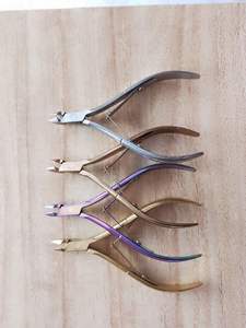 Gran venta al por mayor de fábrica, pinzas para cutículas a prueba de golpes, clavo profesional con mango de plástico de acero inoxidable - Product Image 5