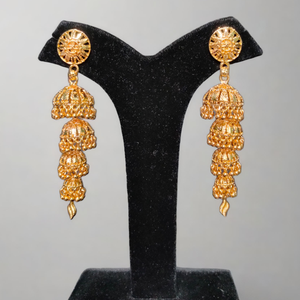 Conjunto de pendientes de gran calidad con diseño moderno de 22CT chapado en oro estilo Jhumka pendientes joyería para mujer - Product Image 1