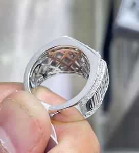 แหวนสไตล์ซิลเวอร์ไอซ์คูชั่นพร้อมแหวนแฟชั่นสุดหรูประดับด้วยหินตรงกลางที่สวยงาม - Product Image 6