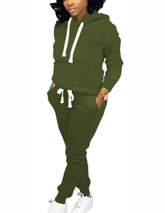Costume de jogging décontracté avec logo personnalisé OEM Survêtement court à capuche vierge pour femmes Survêtement 2 deux pièces pour femmes Survêtement à vendre - Product Image 2