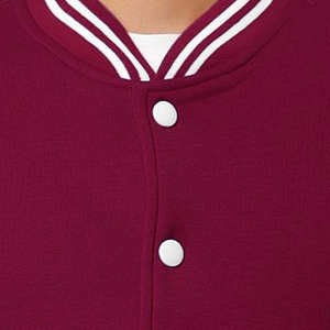 Nuevo logotipo personalizado de moda Diseño único Chaqueta universitaria de gran calidad para hombres Temporada de invierno varsityJacket kourpur International - Product Image 4