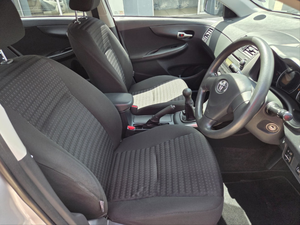 Auto Usado de Calidad a Precio Accesible, Toyota Corolla 2009 1.6 Profesional, Volante a la Derecha - Product Image 4