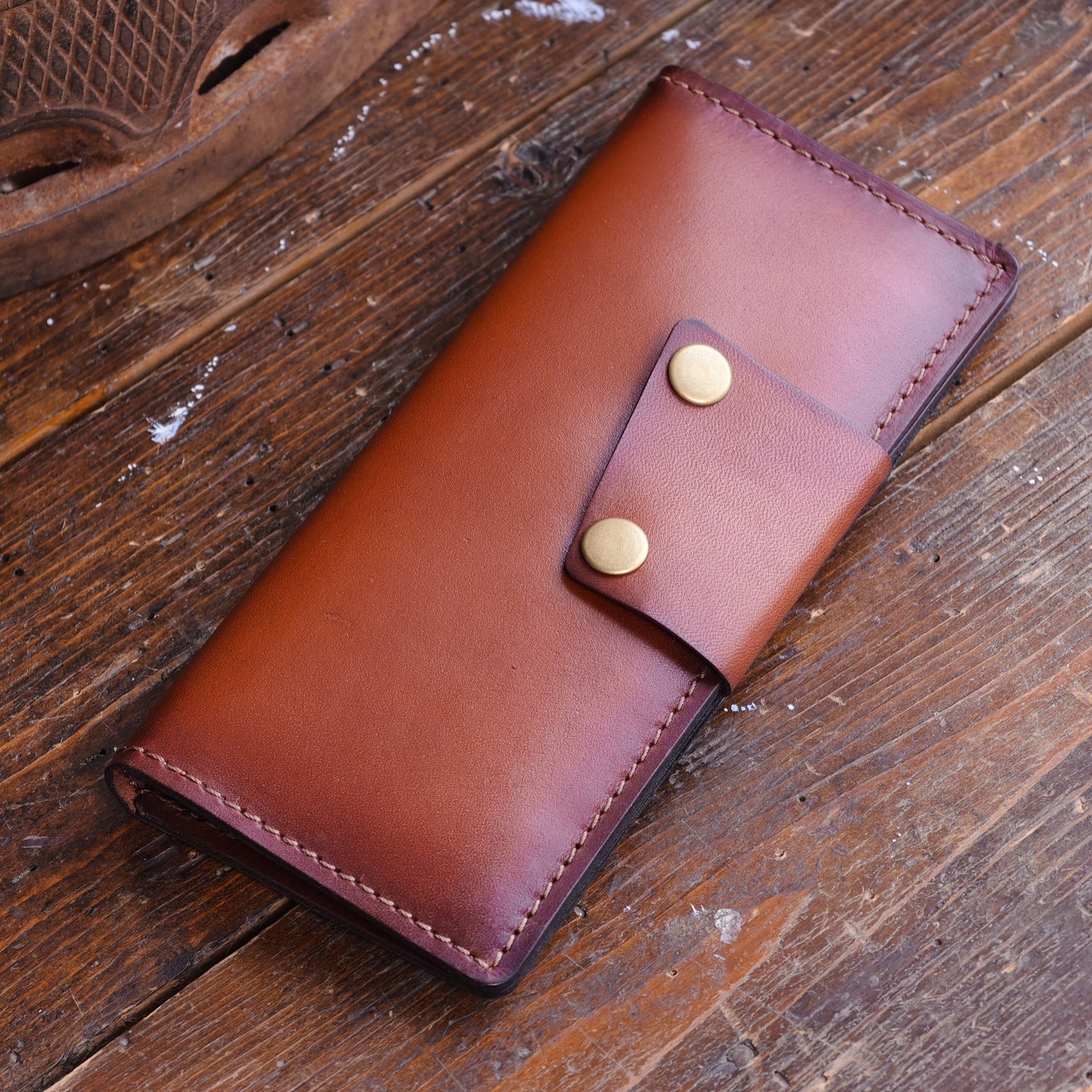 สีน้ำตาล