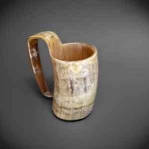Tasse en corne de qualité supérieure faite à la main Design rustique, matériau durable, idéal pour les amateurs de boissons à la maison, au bar ou en plein air - Product Image 2