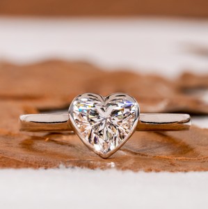 Custom Fashion 1.00ct Heart Cut Lab Grown Diamond Gemstones Jewelry 14k Yellow Gold Bezel Set Wedding <b>Engagement</b> <b>Rings</b> for Women - Product Image 1