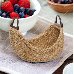 Hot Selling <b>Large</b> Laundry <b>Baskets</b> Hampers Storage Woven Water Hyacinth <b>Basket</b> Oval Water Hyacinth Serving <b>Baskets</b> With Handles - Product Image 6