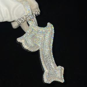 Pendentif Hip Hop personnalisé en argent sterling 925 plaqué rhodium, serti de moissanite blanche VVS, collier numéro pour soirée - Product Image 1