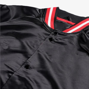 Couleur noire bon vendeur avec la meilleure qualité matériau doux au toucher fabriqué au Pakistan hommes Vintage Satin Varsity veste dernière conception - Product Image 5